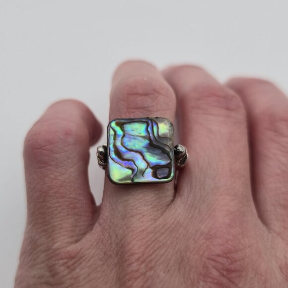 Size 8 Sterling Silver Square Abalone Floral Scrolled Band Ring A4232 - Picture 3 of 9